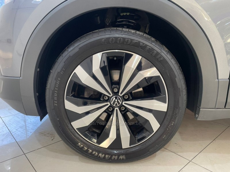 NIVUS 1.0 TSI COMFORTLINE PLAY & TECH FLEX 4P AUTOMÁTICO - 2023 - CAXIAS DO SUL