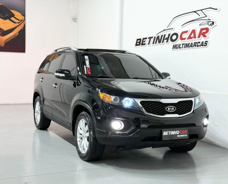 SORENTO 3.3 EX V6 24V GASOLINA 4P 7 LUGARES AUTOMATICO - 2012 - ESTâNCIA VELHA