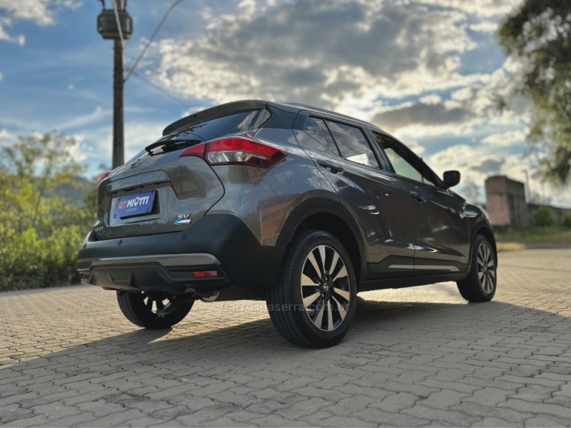 KICKS 1.6 16V FLEX SV PACK PLUS 4P XTRONIC - 2018 - MUçUM