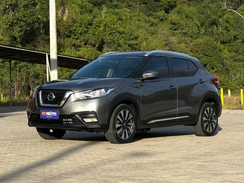 KICKS 1.6 16V FLEX SV PACK PLUS 4P XTRONIC - 2018 - MUçUM