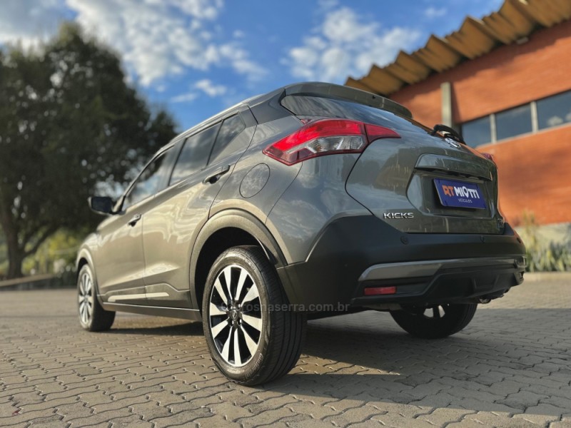KICKS 1.6 16V FLEX SV PACK PLUS 4P XTRONIC - 2018 - MUçUM