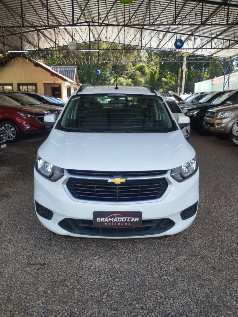 SPIN 1.8 LT 8V FLEX 4P MANUAL - 2019 - CANELA