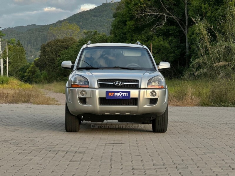 TUCSON 2.0 MPFI GLS 16V 143CV 2WD FLEX 4P AUTOMÁTICO - 2012 - MUçUM