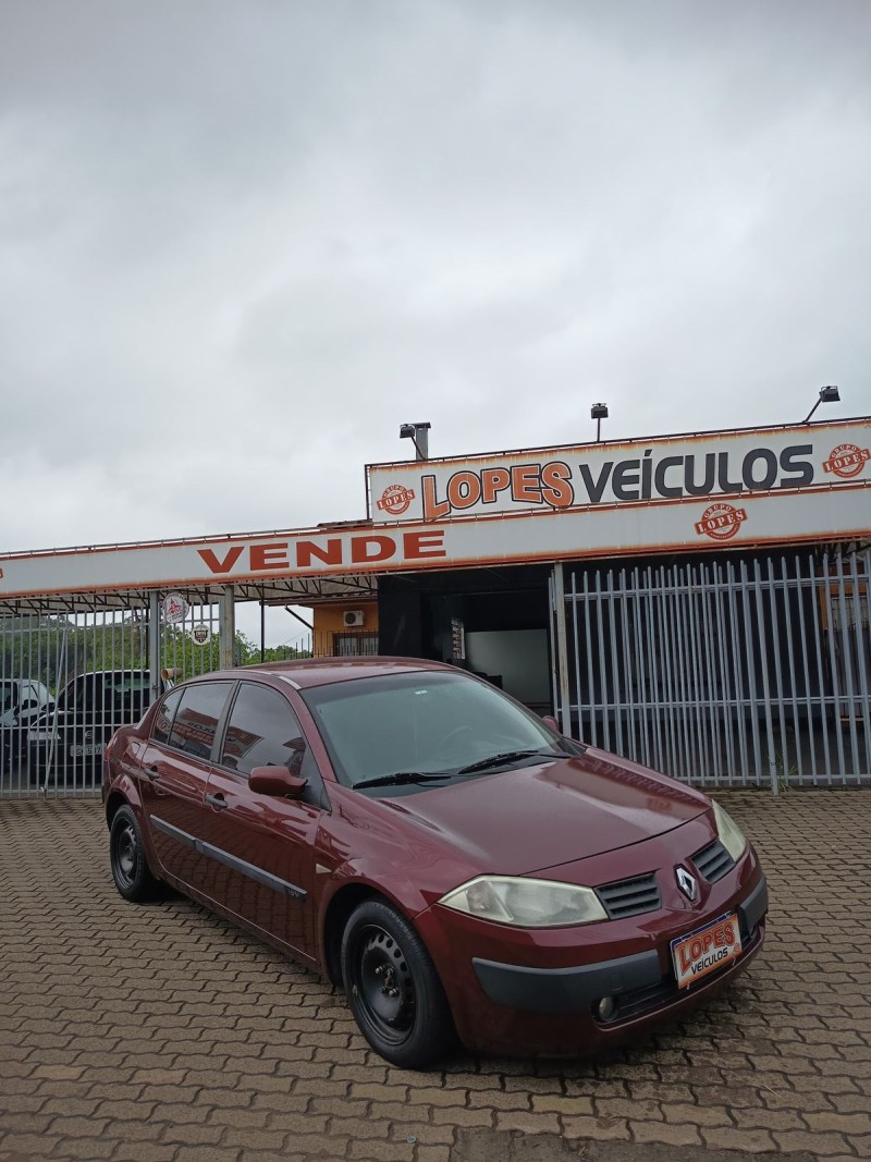 megane 1.6 rt 16v gasolina 4p manual 2007 portao