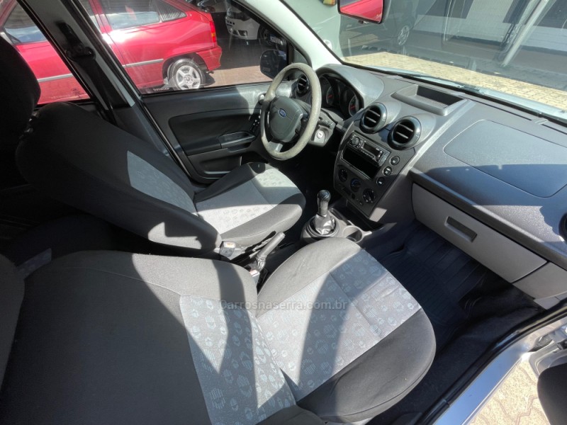 FIESTA 1.0 MPI HATCH 8V FLEX 4P MANUAL - 2014 - CAMPO BOM