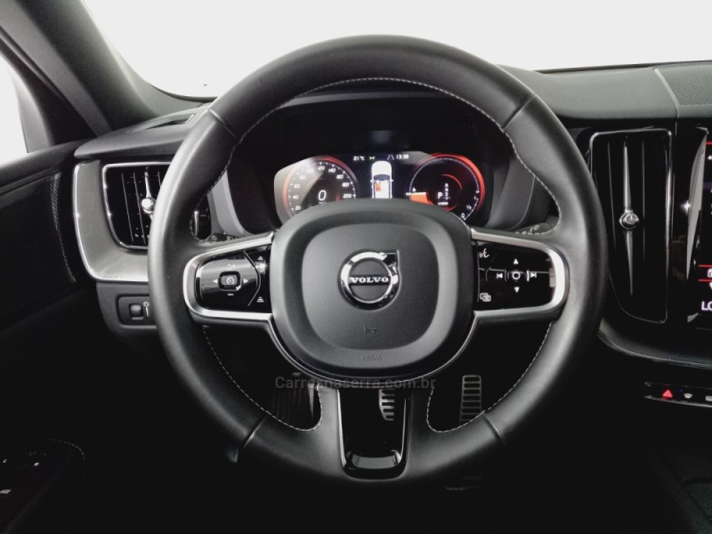 XC60 2.0 T8 R DESIGN HYBRID GASOLINA 4P AUTOMÁTICO - 2021 - PORTO ALEGRE