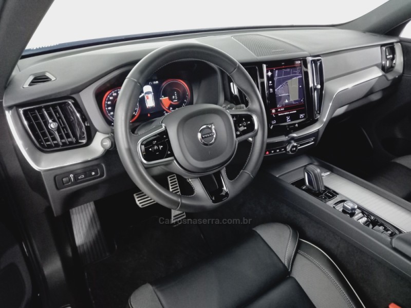 XC60 2.0 T8 R DESIGN HYBRID GASOLINA 4P AUTOMÁTICO - 2021 - PORTO ALEGRE