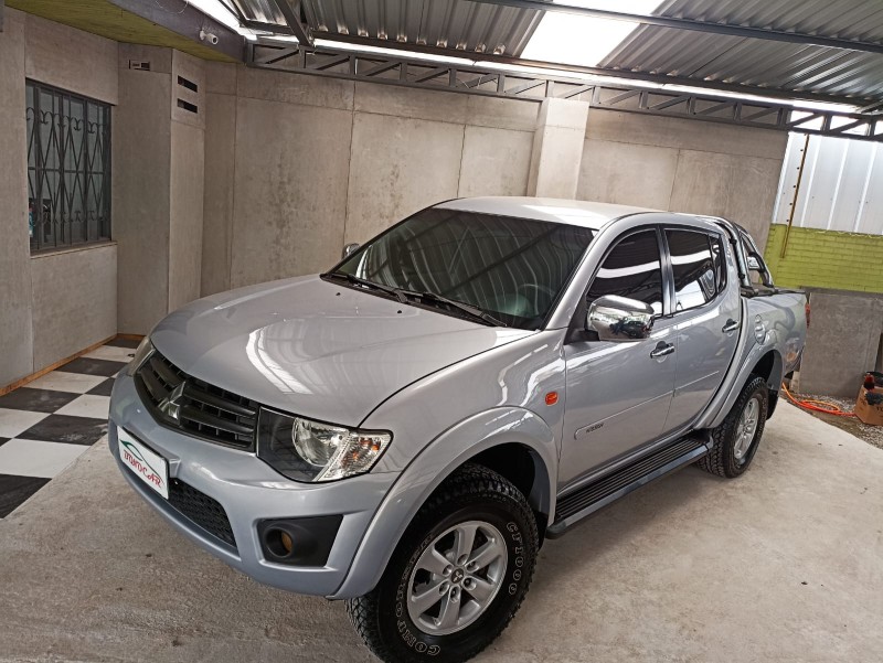 L200 TRITON 2.4 HLS 4X2 CD 16V FLEX 4P MANUAL