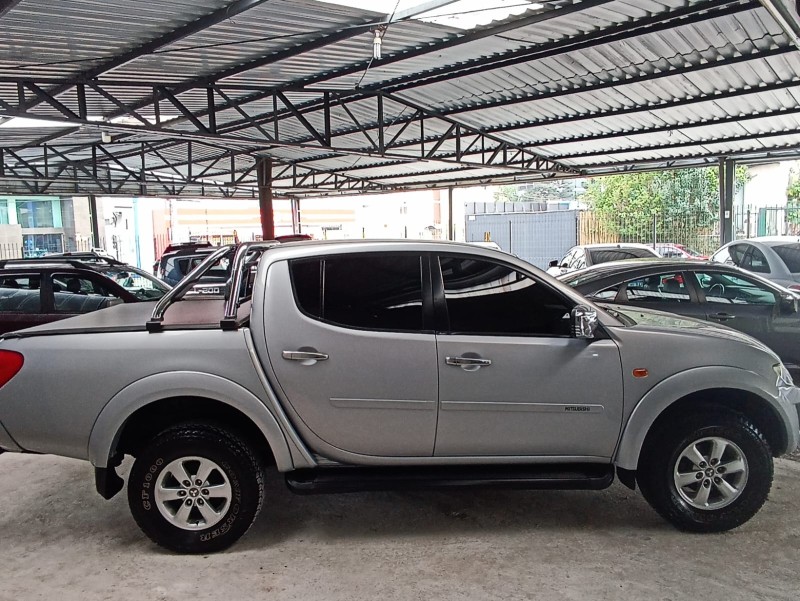 L200 TRITON 2.4 HLS 4X2 CD 16V FLEX 4P MANUAL - 2013 - CAXIAS DO SUL