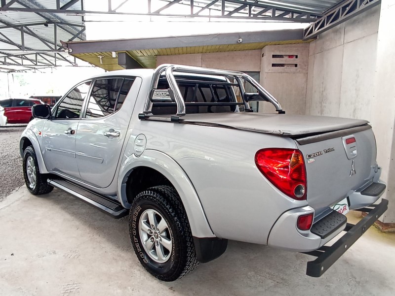 L200 TRITON 2.4 HLS 4X2 CD 16V FLEX 4P MANUAL - 2013 - CAXIAS DO SUL