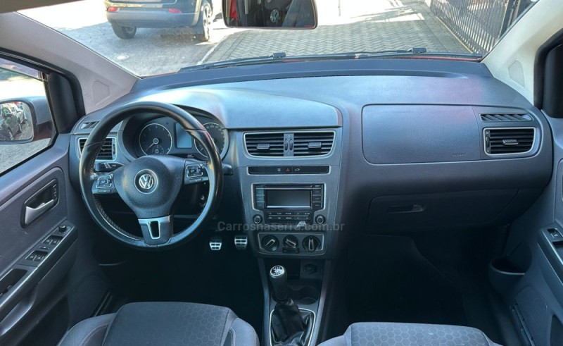 CROSSFOX 1.6 MI FLEX 8V 4P MANUAL - 2014 - PAROBé