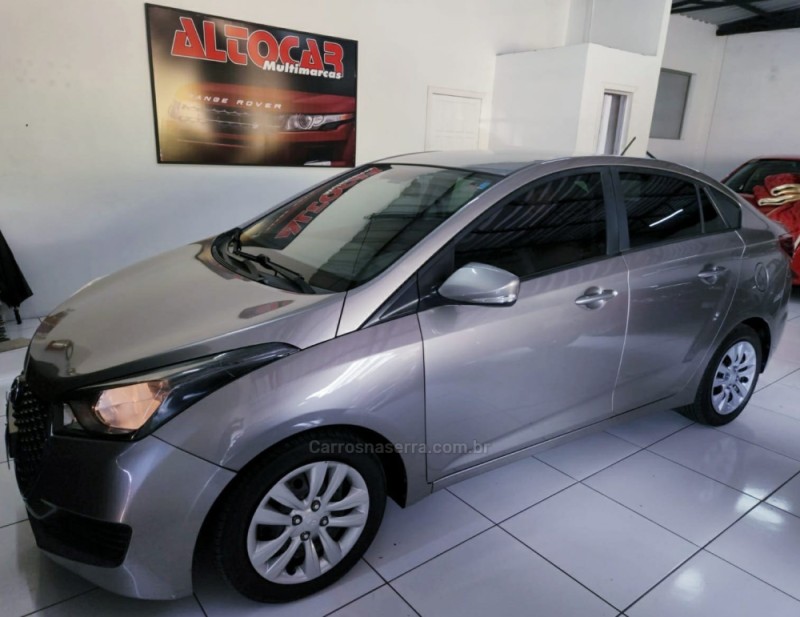 HB20S 1.6 COMFORT PLUS 16V FLEX 4P AUTOMÁTICO