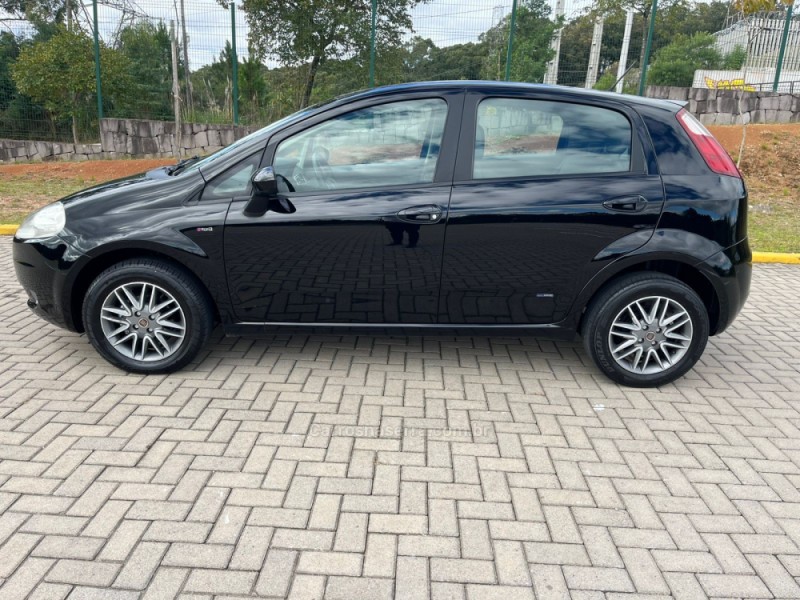 PUNTO 1.8 ESSENCE 16V FLEX 4P MANUAL - 2011 - CAXIAS DO SUL