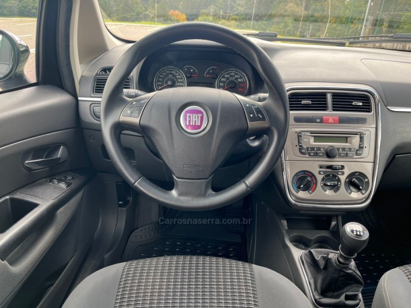 PUNTO 1.8 ESSENCE 16V FLEX 4P MANUAL - 2011 - CAXIAS DO SUL