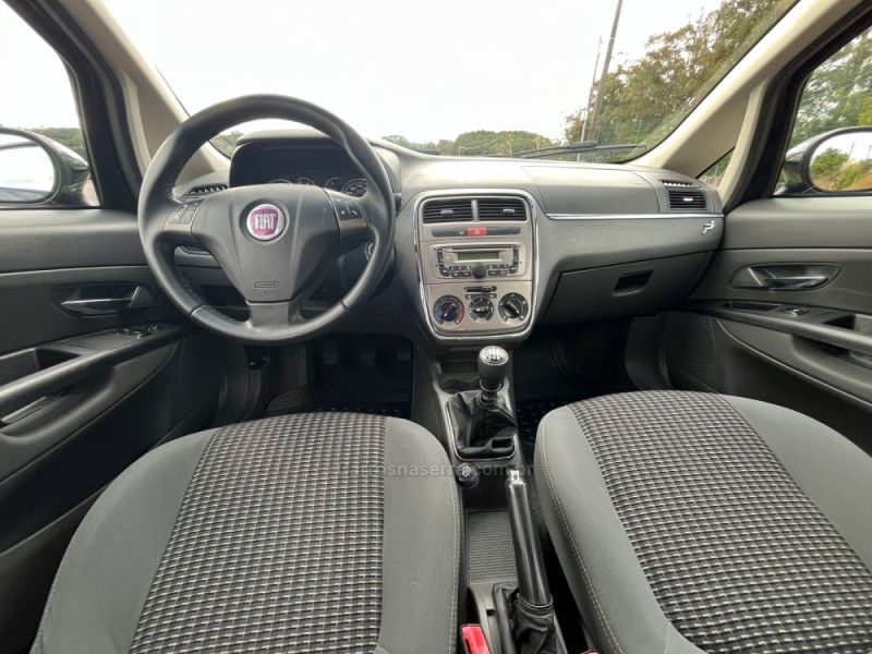 PUNTO 1.8 ESSENCE 16V FLEX 4P MANUAL - 2011 - CAXIAS DO SUL
