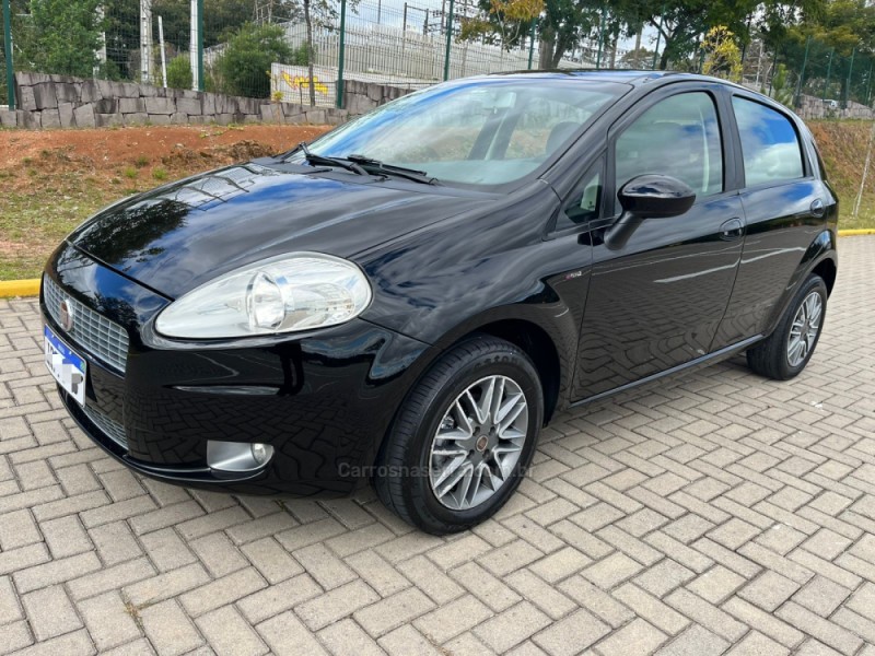 PUNTO 1.8 ESSENCE 16V FLEX 4P MANUAL - 2011 - CAXIAS DO SUL