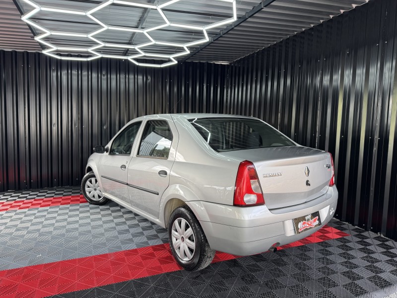 LOGAN 1.0 EXPRESSION 16V FLEX 4P MANUAL - 2009 - CAXIAS DO SUL