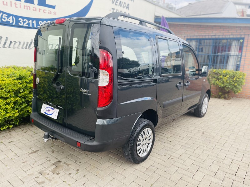 DOBLÓ 1.8 MPI ESSENCE 16V FLEX 7P MANUAL - 2013 - CAXIAS DO SUL