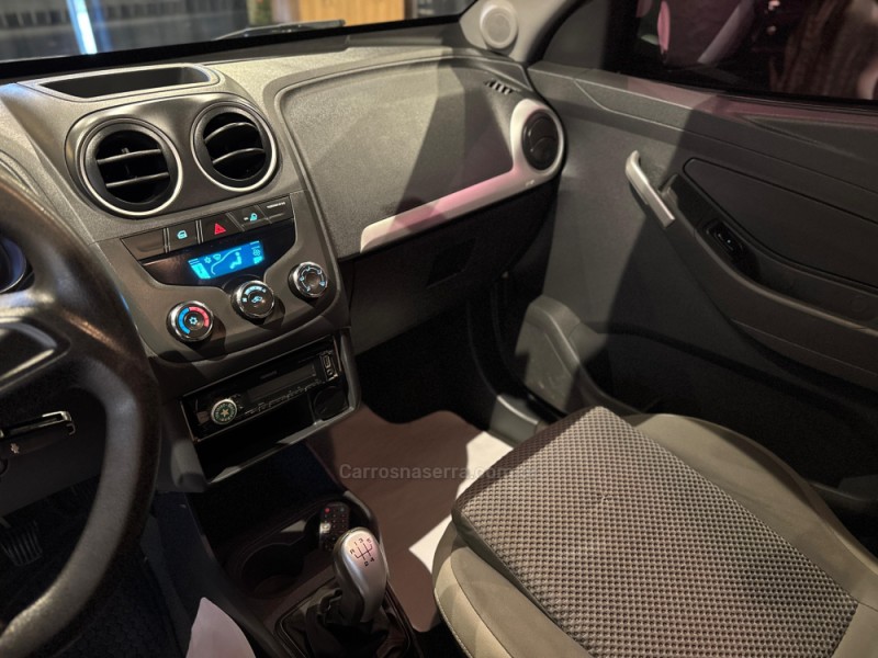 MONTANA 1.4 MPFI LS CS 8V FLEX 2P MANUAL - 2015 - FARROUPILHA