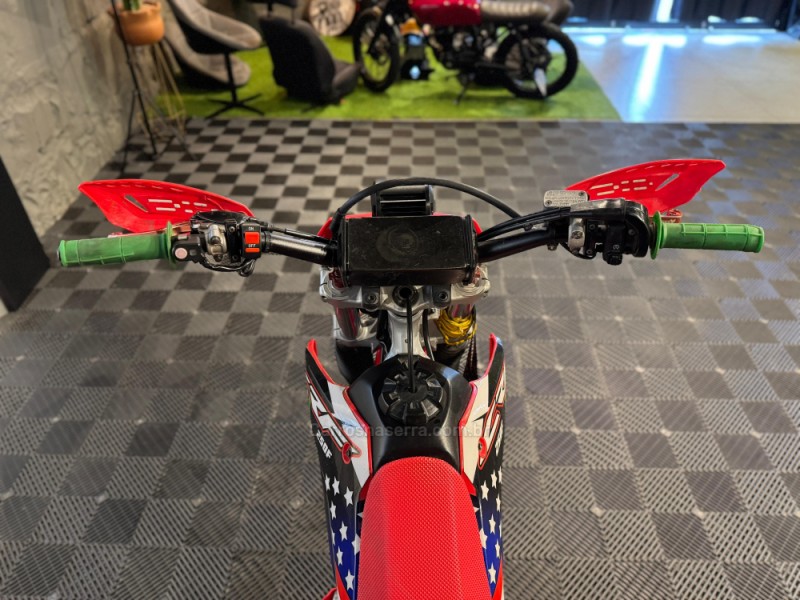 CRF 250F  - 2022 - FARROUPILHA
