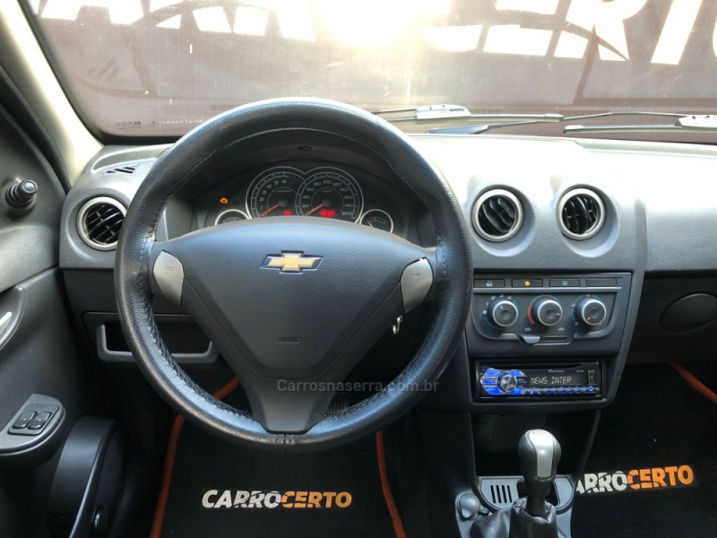 CELTA 1.0 MPFI LT 8V FLEX 4P MANUAL - 2014 - NOVO HAMBURGO