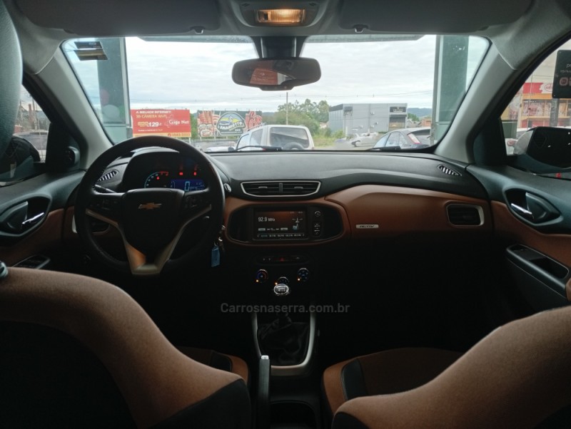 ONIX 1.4 MPFI ACTIV 8V FLEX 4P MANUAL - 2018 - TAQUARA