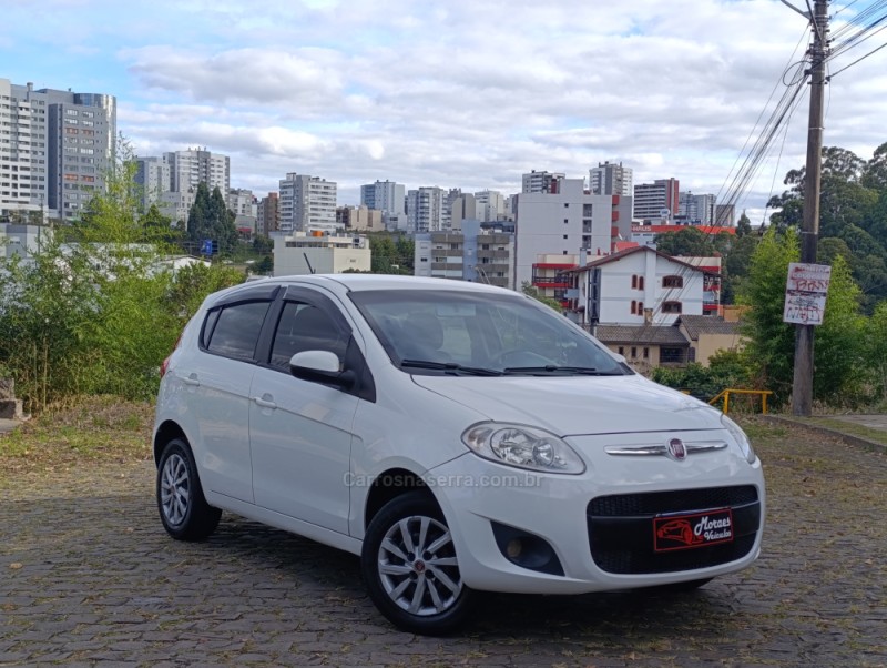 PALIO 1.4 EVO ATTRACTIVE ITALIA 8V FLEX 5P MANUAL - 2014 - CAXIAS DO SUL