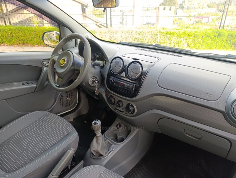 PALIO 1.4 EVO ATTRACTIVE ITALIA 8V FLEX 5P MANUAL - 2014 - CAXIAS DO SUL