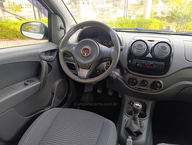 PALIO 1.4 EVO ATTRACTIVE ITALIA 8V FLEX 5P MANUAL - 2014 - CAXIAS DO SUL