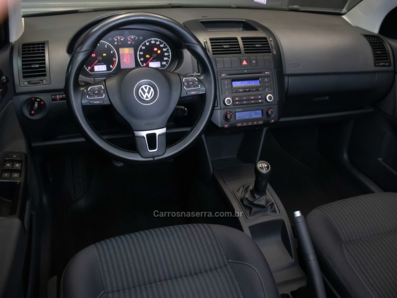 POLO 1.6 MI 8V E-FLEX 4P MANUAL - 2014 - CAXIAS DO SUL