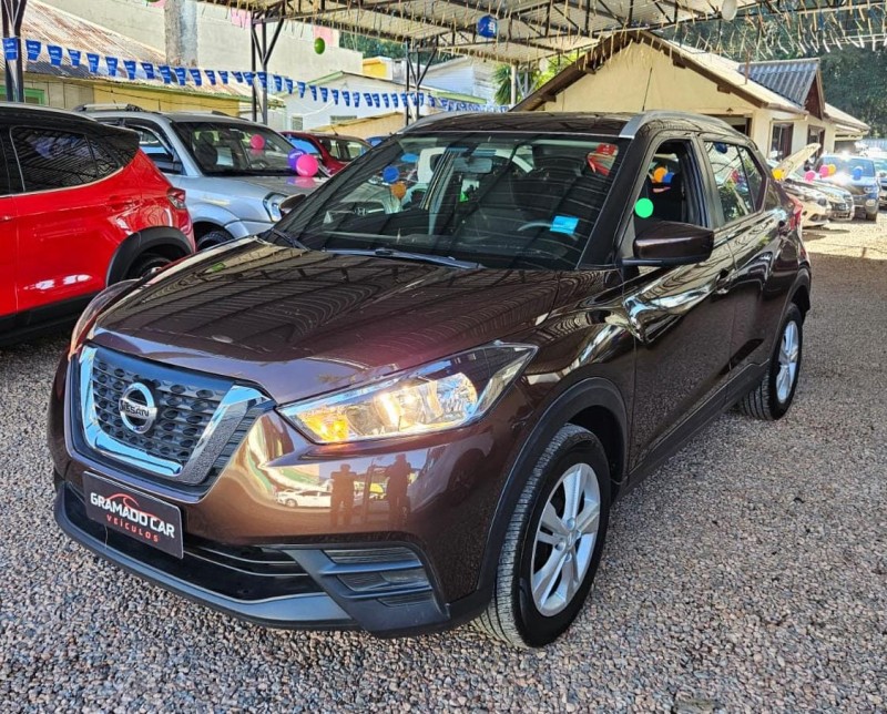kicks 1.6 16v flex s 4p manual 2019 canela