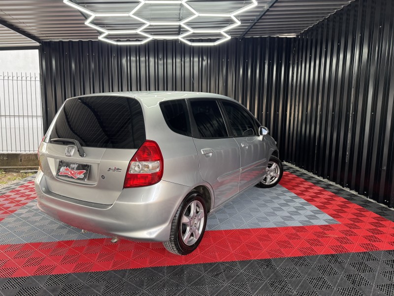 FIT 1.4 LX 8V FLEX 4P MANUAL - 2007 - CAXIAS DO SUL