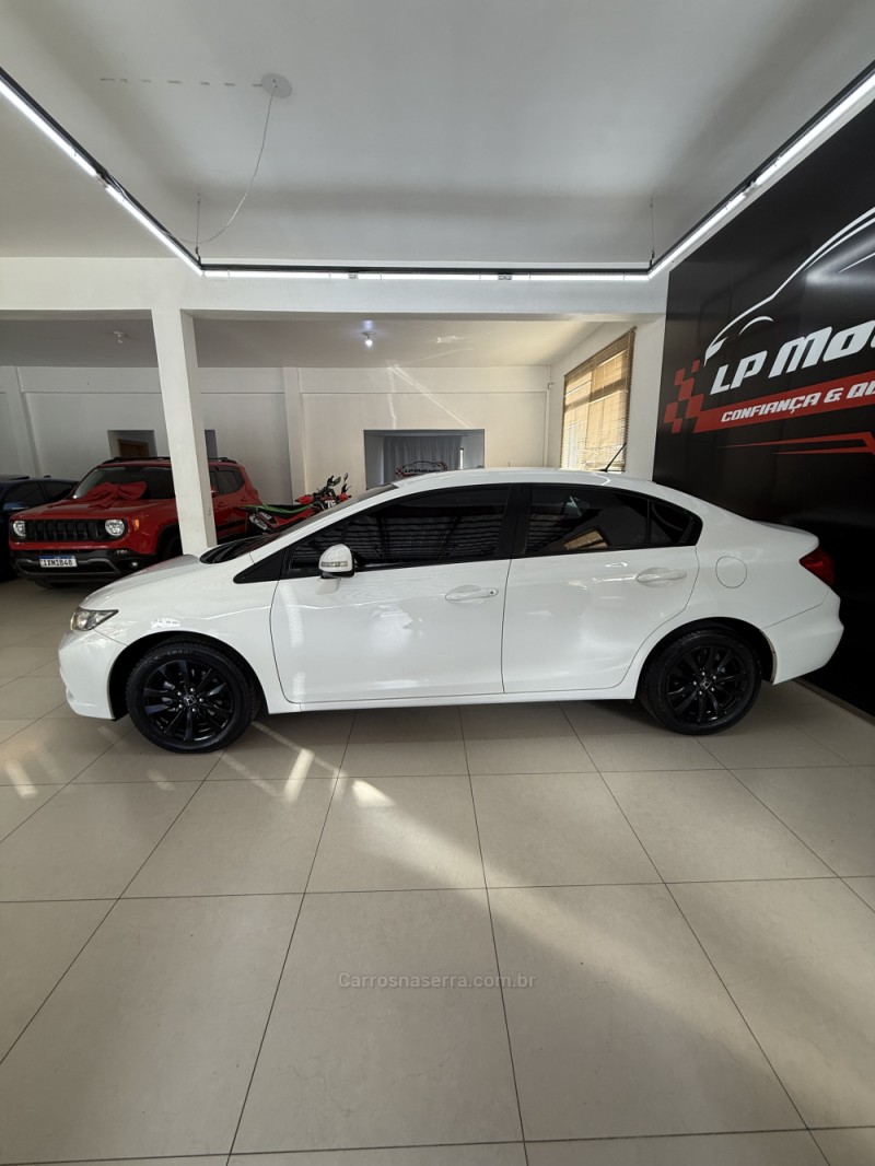CIVIC 2.0 LXR 16V FLEX 4P AUTOMÁTICO - 2014 - FARROUPILHA