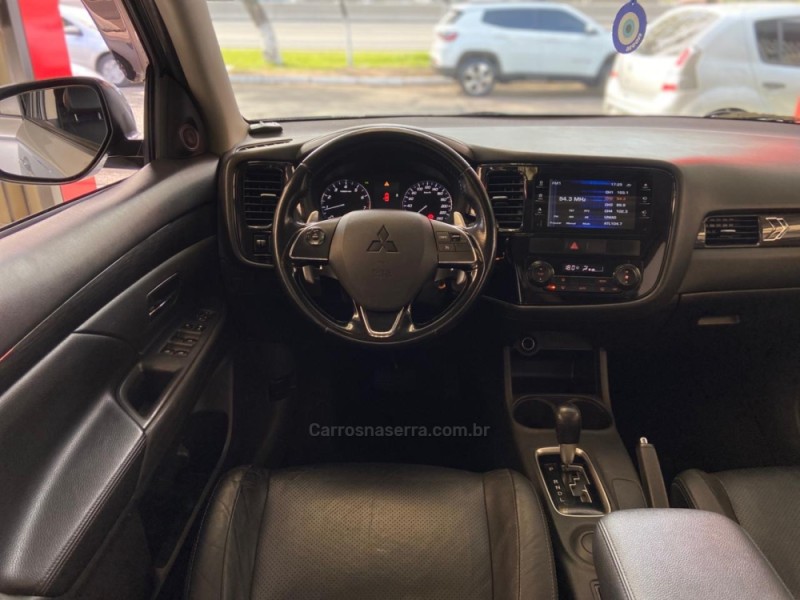 OUTLANDER 2.0 16V GASOLINA 4P AUTOMÁTICO - 2016 - ESTâNCIA VELHA