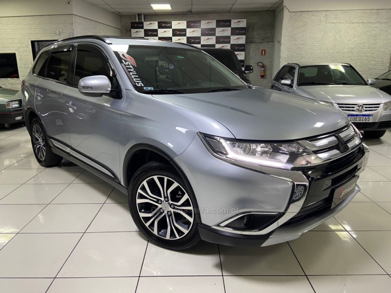 OUTLANDER 2.0 16V GASOLINA 4P AUTOMÁTICO - 2016 - ESTâNCIA VELHA