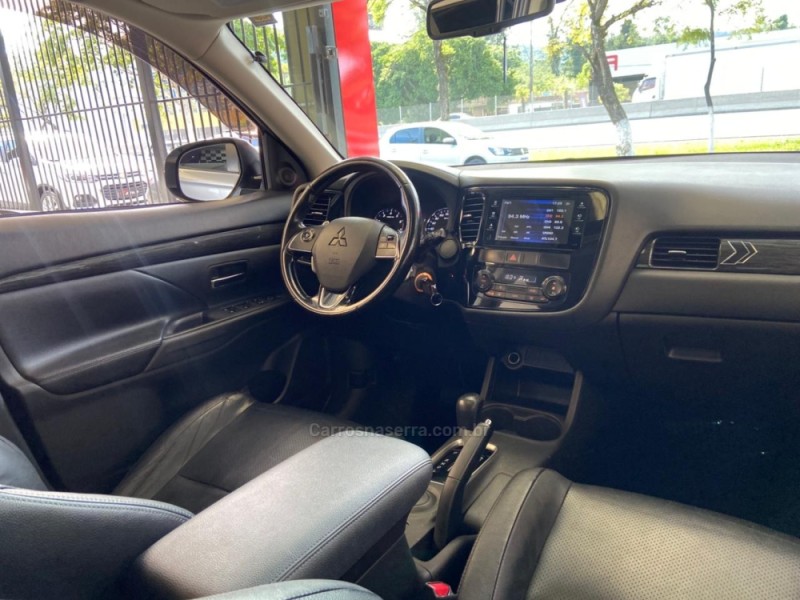 OUTLANDER 2.0 16V GASOLINA 4P AUTOMÁTICO - 2016 - ESTâNCIA VELHA