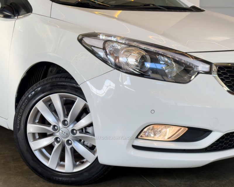 CERATO 1.6 SX3 16V FLEX 4P AUTOMÁTICO - 2014 - GARIBALDI
