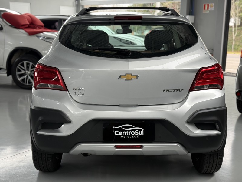 ONIX 1.4 MPFI ACTIV 8V FLEX 4P AUTOMÁTICO - 2018 - CARLOS BARBOSA