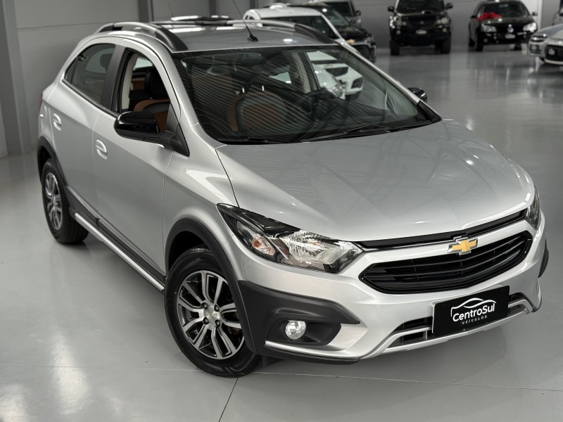 ONIX 1.4 MPFI ACTIV 8V FLEX 4P AUTOMÁTICO - 2018 - CARLOS BARBOSA