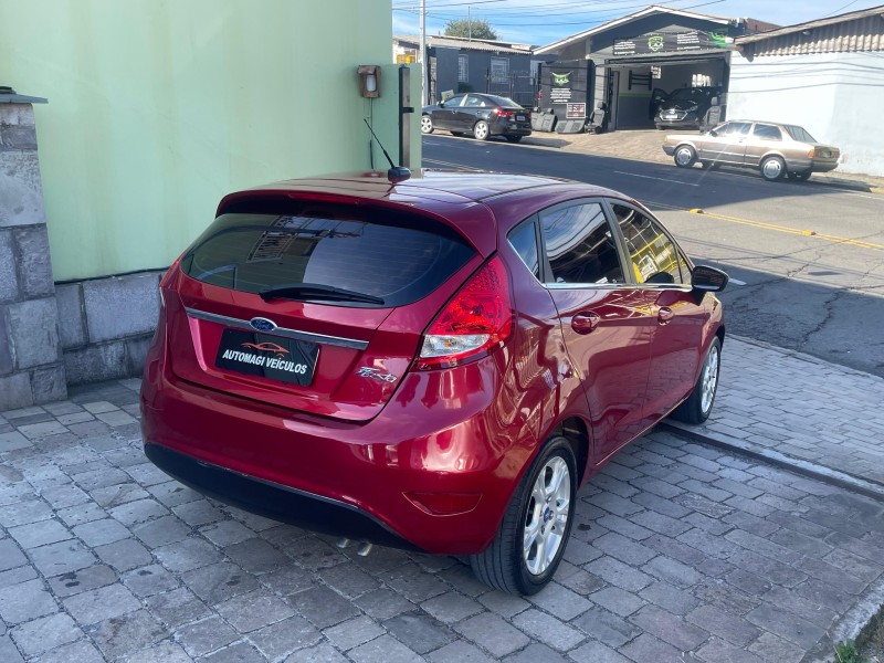 FIESTA 1.6 SE HATCH 16V FLEX 4P MANUAL - 2012 - CAXIAS DO SUL