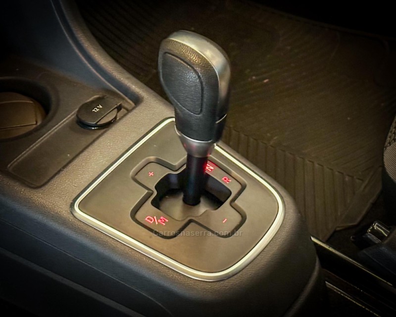 UP 1.0 CROSS I MOTION T.FLEX 12V 2P AUTOMÁTICO - 2015 - GARIBALDI