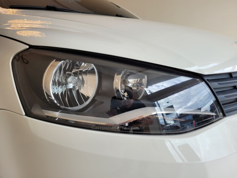 GOL 1.0 MI TREND 8V GASOLINA 4P MANUAL G.III - 2014 - CANELA