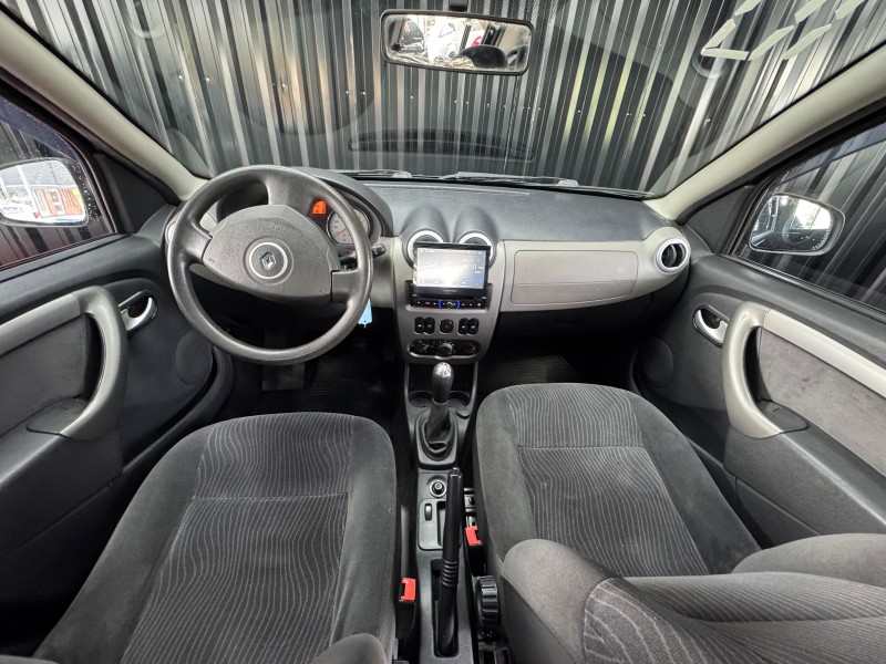 SANDERO 1.6 PRIVILÉGE 16V FLEX 4P MANUAL - 2010 - CAXIAS DO SUL
