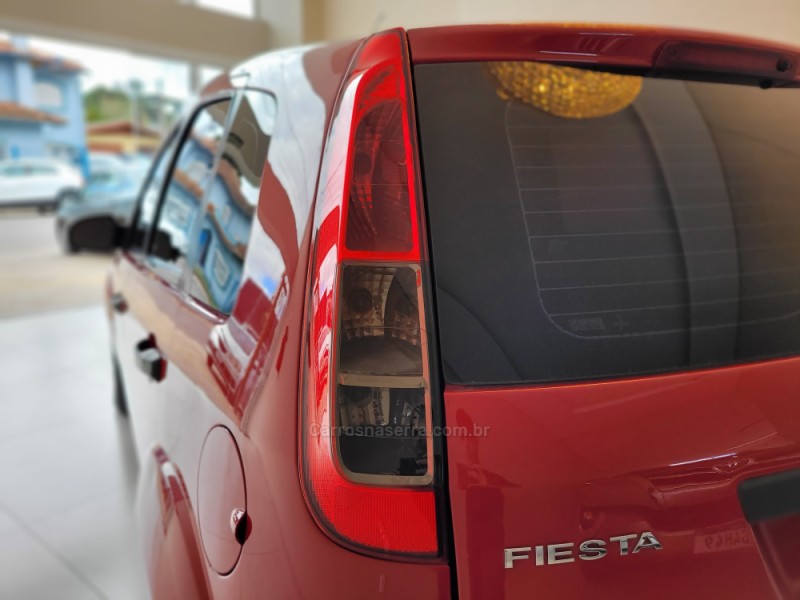 FIESTA 1.0 MPI CLASS 8V FLEX 4P MANUAL - 2013 - CANELA