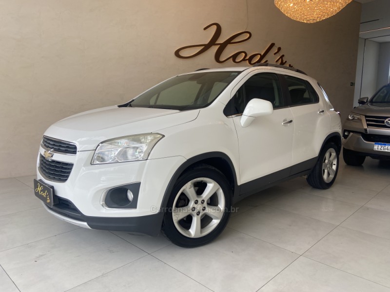 TRACKER 1.8 MPFI LTZ 4X2 16V FLEX 4P AUTOMÁTICO - 2015 - CANELA