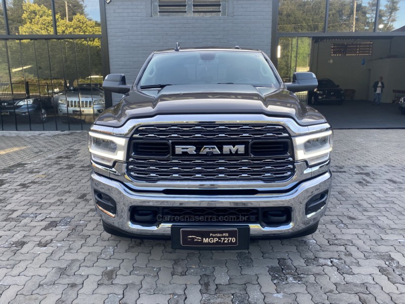 RAM 6.7 2500 LARAMIE 4X4 CD I6 TURBO DIESEL 4P AUTOMÁTICO - 2019 - PORTãO