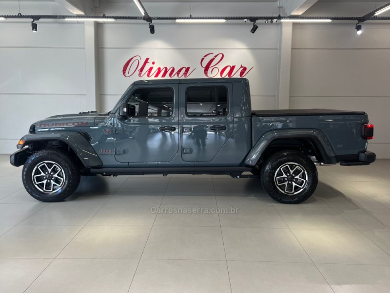 GLADIATOR 3.6 RUBICON V6 4X4 4P GASOLINA AUTOMÁTICO - 2024 - FLORES DA CUNHA