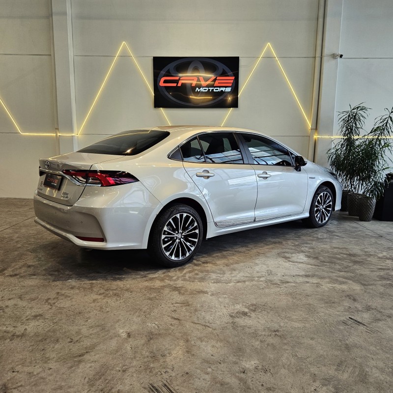 COROLLA 1.8 ALTIS PREMIUM 16V HÍBRIDO 4P AUTOMÁTICO - 2024 - CAXIAS DO SUL