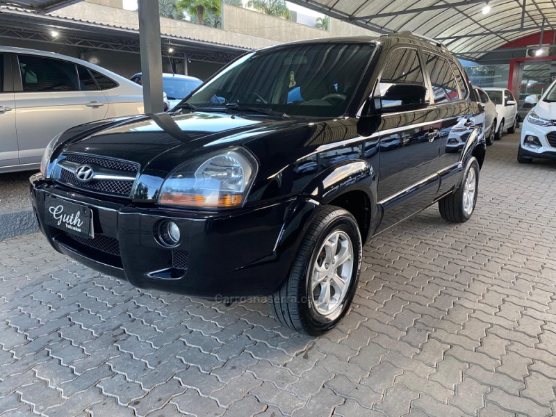 TUCSON 2.0 MPFI GLS 16V 143CV 2WD GASOLINA 4P AUTOMÁTICO - 2012 - BOM PRINCíPIO
