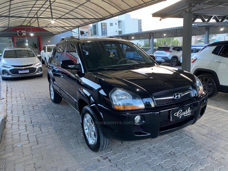 TUCSON 2.0 MPFI GLS 16V 143CV 2WD GASOLINA 4P AUTOMÁTICO - 2012 - BOM PRINCíPIO